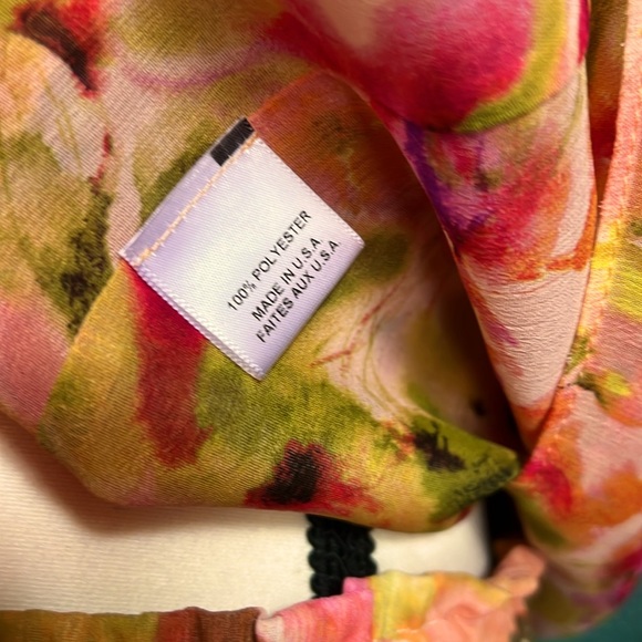 NWT. Misa Flutter sleeve top. - Picture 6 of 9